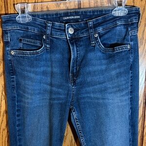 Calvin Klein Women's Dark Blue mid rise skinny ankle length Jeans